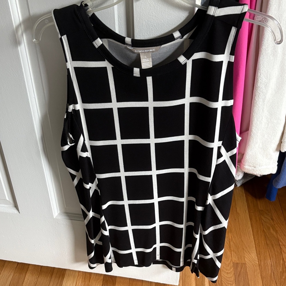 Banana Republic Black and White Grid Tank Top